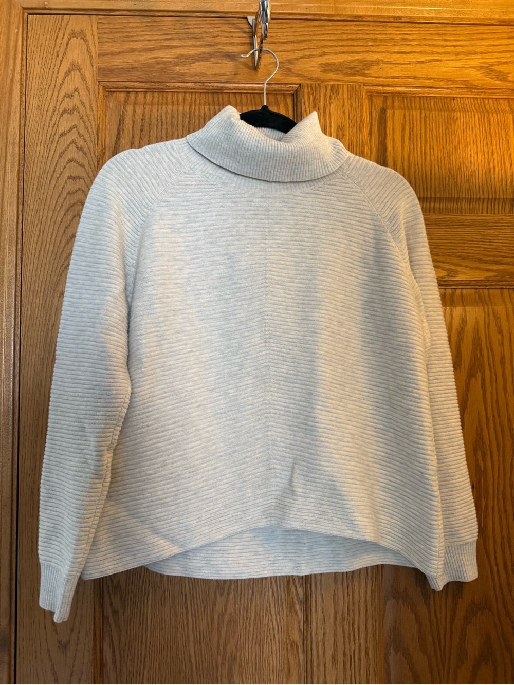 Kuhl Light Gray Ribbed Turtleneck Sweater